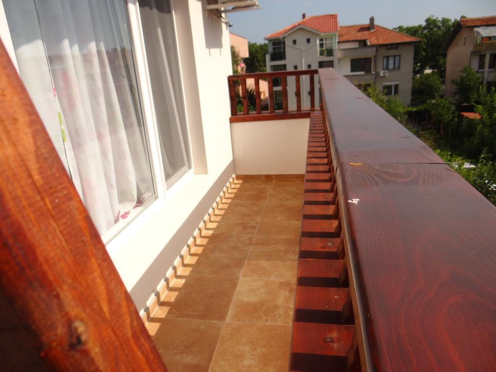 Guest House Rosa Kiten  Bagian luar foto
