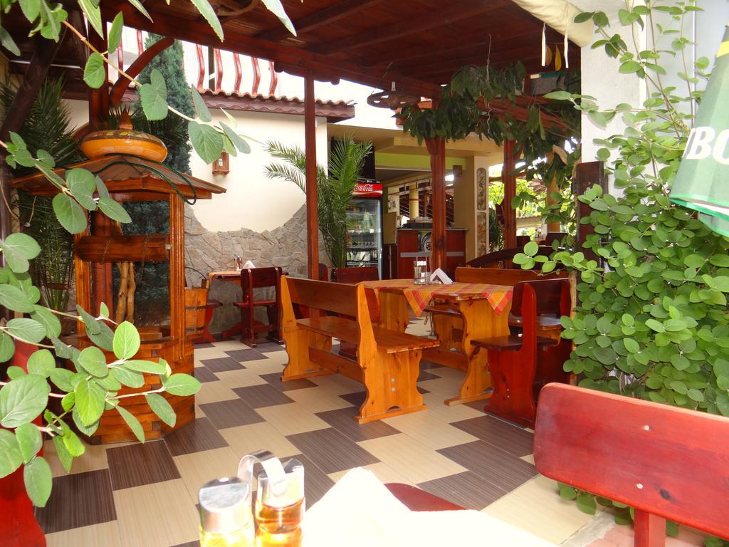 Guest House Rosa Kiten  Bagian luar foto